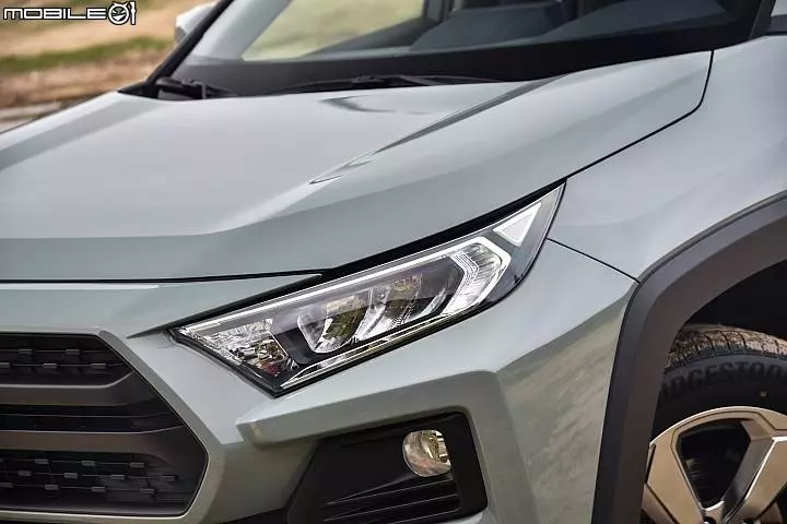 Toyota RV4 2.5 Adventure 4WD試駕 與眾不同的剽悍魅力!