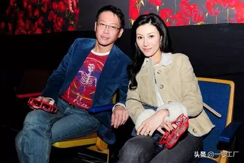 8歲小孩坐擁百億資產,爺爺花500萬給他辦百天宴,還送他50億豪宅!