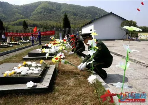 清明節祭祖,千萬不要穿「這個顏色」的衣服,否則容易招惹好兄弟