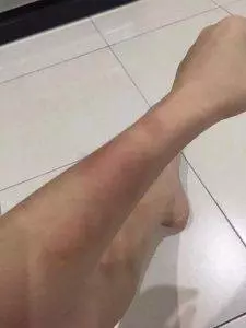 大馬男子為了小三和老婆離婚,而小三更在臉書嗆聲開罵正宮!可憐的正宮因為是..