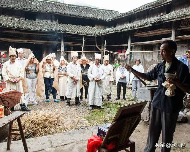 婆婆去世,把30萬都給小姑子了,3年後,小姑子傻眼了
