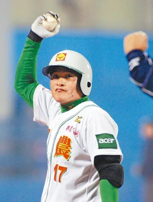 中職18年/蛇差點變九禾龍 教頭黃忠義代打滿貫砲