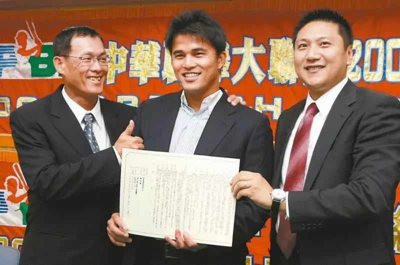 中職22年/興農八壯士血的教訓 全本土拖垮戰績票房