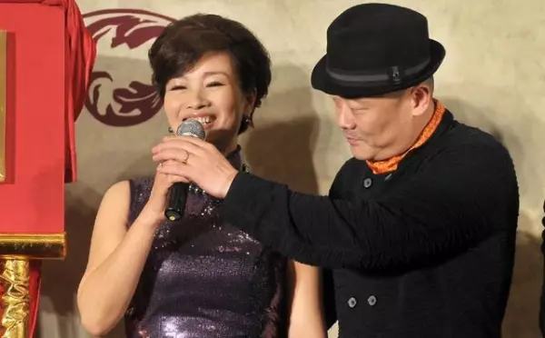 10大男星演藝圈一爆紅成名,渣到「拋棄糟糠之妻」!如今他們竟過著這樣的生活!