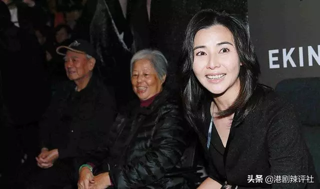 共患難13年,鄭伊健豪擲千萬買地皮送岳父,蒙嘉慧變身做公司董事