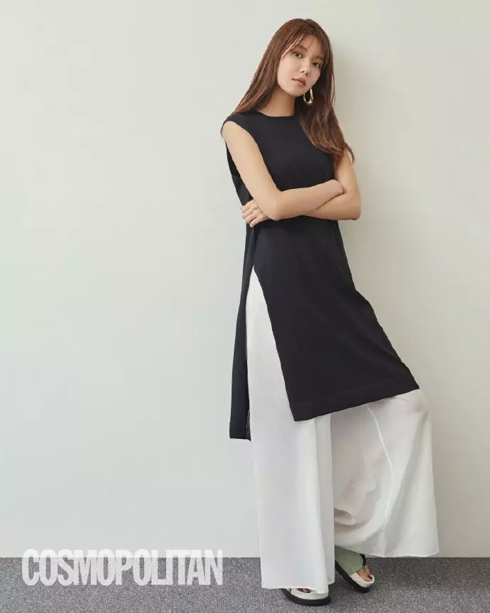 [少女時代][新聞]190321 好絕美一女的泰妍Elle Korea 四月號畫報持臉殺人