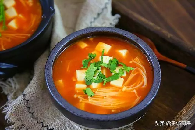 5道豆腐湯,簡單易做,飯前喝一碗,全身冒汗,應對降溫正適合