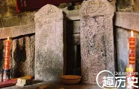 農村男子在大山中挖到「孫悟空」的墓,震撼了整個村莊!