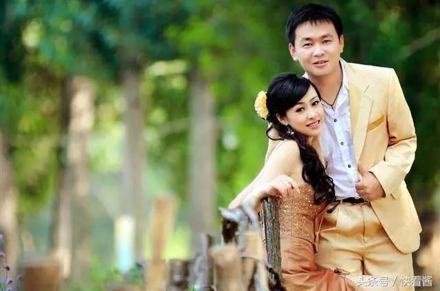 為了給嬸嬸治病,我嫁給一個大我20歲的男人,新婚夜我幸福的笑了
