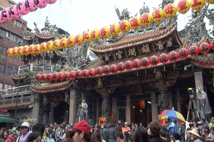 腳痛到需要開刀!顏清標親身經歷神蹟,憑著「大甲媽令符」走完遶境全程!