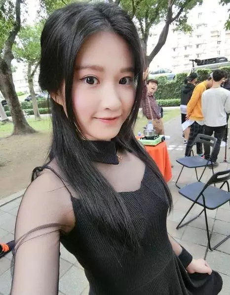 21歲甜美護士累到打瞌睡 網暴動:揪團看診