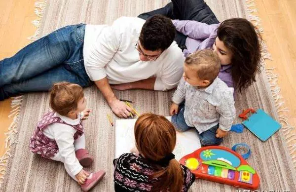 對孩子說「你好棒」、「你好聰明」會害了他，改用這「15句稱讚法」讓孩子越來越好！