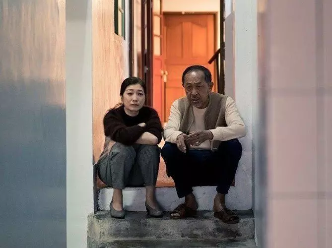 噓要嗑電影/催淚預告引爆網路熱潮 「老大人」讓人想回家擁抱爸媽