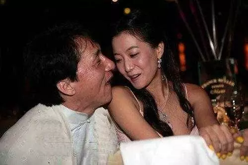 娛樂圈到底有多黑暗?成龍、曾志偉用實際行動告訴你!看到最後一張簡直不能忍