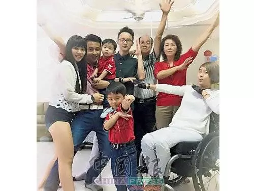 走出車禍黑暗期重新振作.傷殘女籃國手駕Grab自立