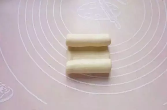 來一款讓人無法抗拒的日式牛奶卷~