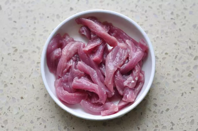 一碗內容豐富的粥可以這樣煮----燕麥雞蛋瘦肉粥