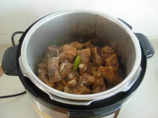 燉肉時總燉不好?30年大廚總結幾個燉肉的經驗,趕緊試試