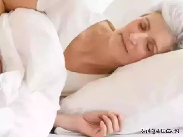 這幾個症狀,暗示腦血管堵塞!尤其中老年人不要忽視!