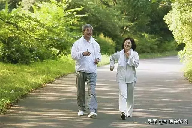 這幾個症狀,暗示腦血管堵塞!尤其中老年人不要忽視!