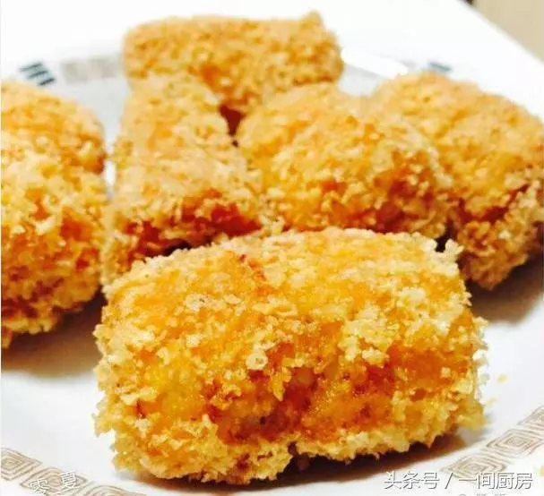 一個雞蛋,兩根香蕉,一點麵粉就可以做出的美食!無需任何添加!孩子吃完開心的蹦起來!!