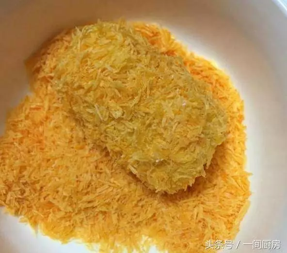 一個雞蛋,兩根香蕉,一點麵粉就可以做出的美食!無需任何添加!孩子吃完開心的蹦起來!!