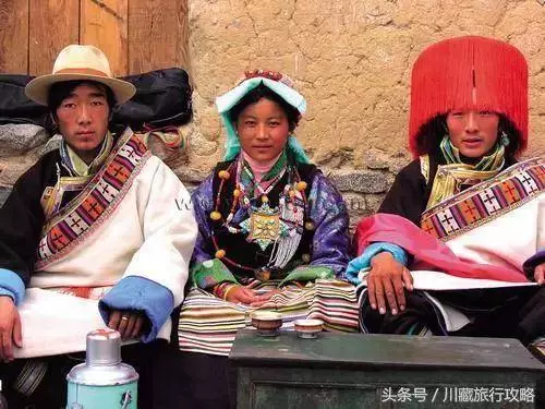 西藏 「一妻多夫」 的家庭!幾個丈夫如何同床共枕?是輪流「侍寢」還是一起.....?