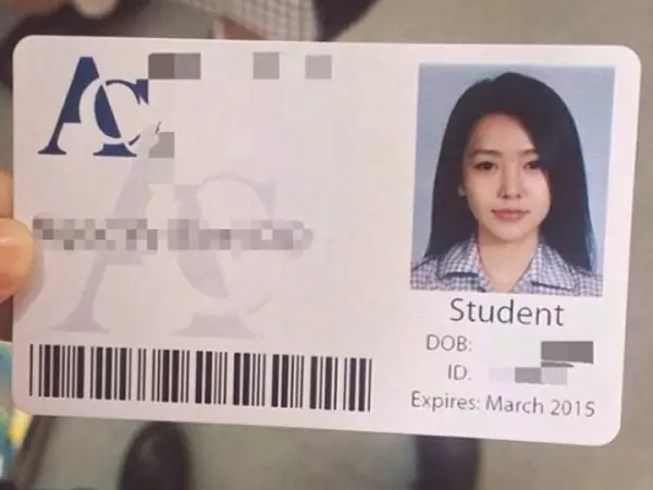 他意外撿到「超級正妹學生證」,沒想到當本人來領取時,真的讓人傻眼了!