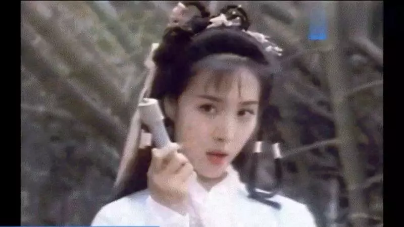 AI變臉朱茵變楊冪,背後技術有多可怕!