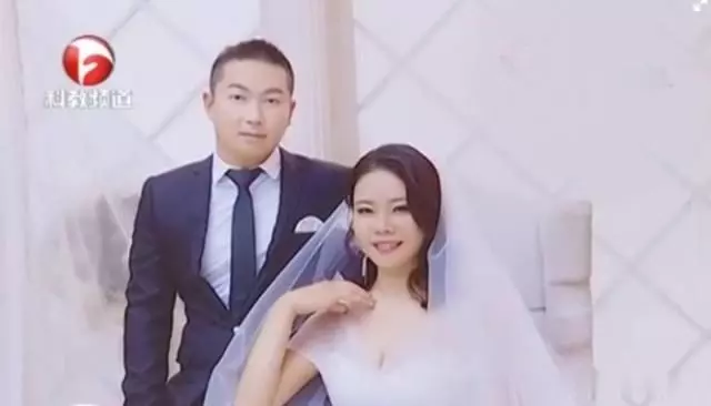 婚後妻子一直不圓房,丈夫外出工作前提要求,妻子一腳將他踹下床