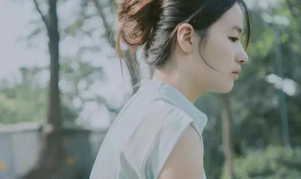 小姑子生了兒子,婆婆把我和女兒趕出家門,老公的話讓我悔不當初