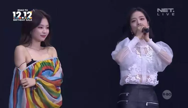 表演「扯自己衣服」刻意走光搶頭版!Jennie自導自演黑暗面被起底…網驚:也太誇張