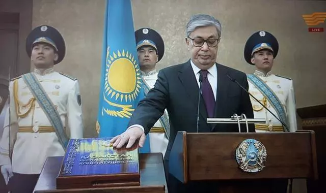 中亞第一位能流利說中文的總統誕生了