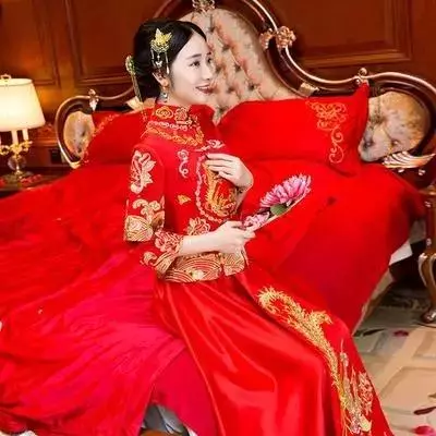 新婚隔天我上吐下瀉的婆婆給我熬粥,醫生過來要一碗偷偷勸我離婚