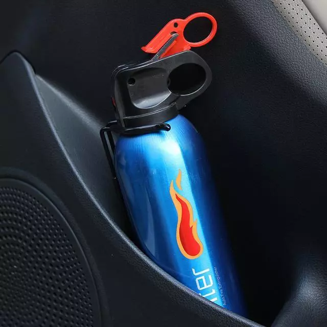 開了20年車,還傻傻不知道汽車三角窗有什麼用處?後悔知道晚了