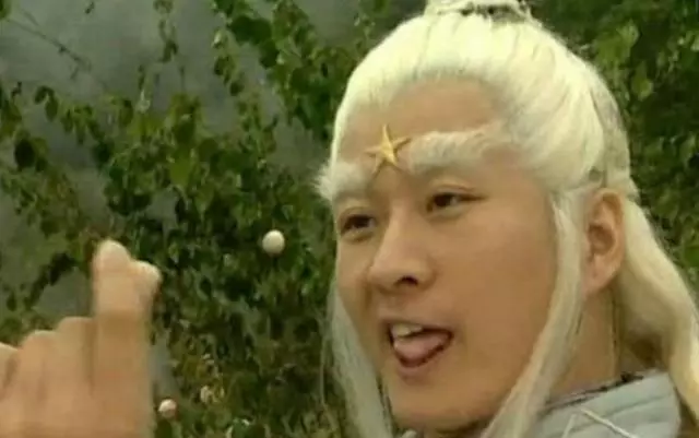 55歲孫興近況曝光!一手好牌打爛,夫妻倆到處走穴商演,網友:混到這個地步?