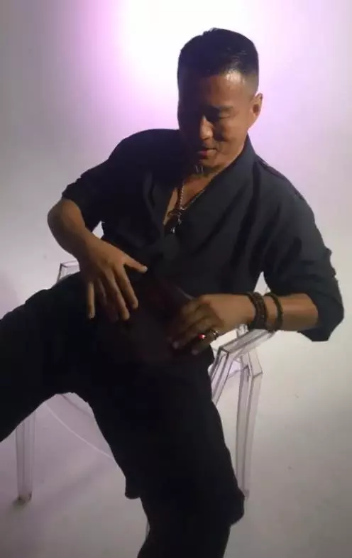 55歲孫興近況曝光!一手好牌打爛,夫妻倆到處走穴商演,網友:混到這個地步?