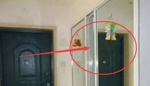家門口發現這3種情況趕緊改,否則越住越,,,