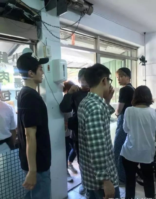 EXO暻秀痴迷台灣美食,想把小籠包帶回韓國。