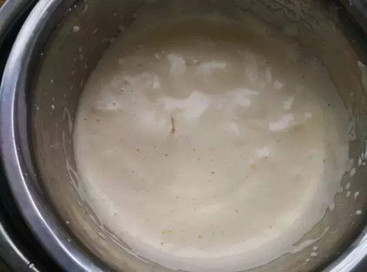 不用麵粉不用烤的「蛋糕」,鬆軟又香甜,熱量更低,吃了不上火~