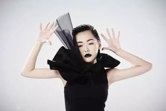 小S老公再出緋聞,她不離婚原因曝光,不是不想離而是離不了!