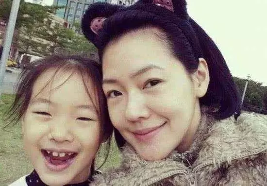 小S老公再出緋聞,她不離婚原因曝光,不是不想離而是離不了!