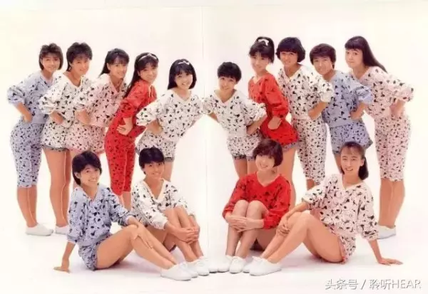 50歲的工藤靜香幾乎毀容!卻被「男神木村拓哉」寵愛16年!一看她年輕時的照片,才發現木村拓哉早計畫好了!