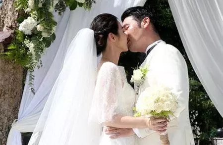 老公出差婆婆不讓我進家，給老公打電話欲告狀，鈴聲卻在屋裡響起