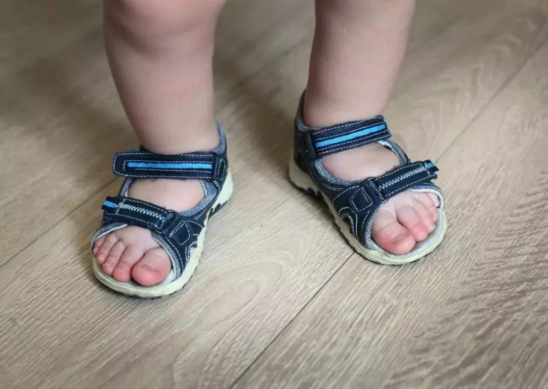 孩子的鞋 千萬不能超過 3雙!