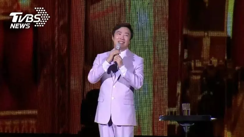 費玉清退休想養雞!一首《晚安曲》淚別舞台,坦言不聽父親當年「讓他休息」的勸告,如今後悔不已。