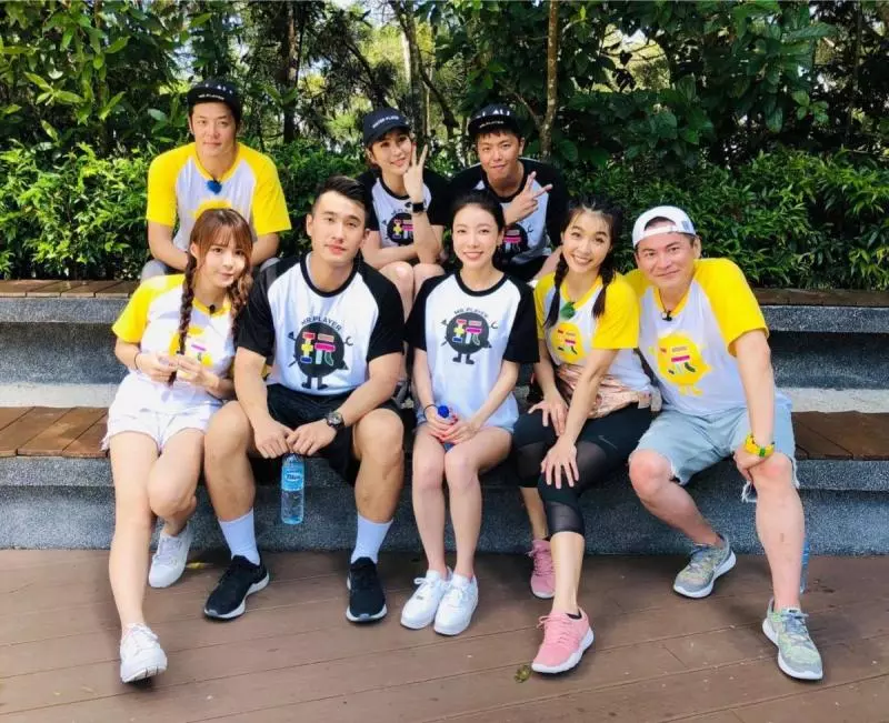 掰了媽寶!離婚7月玩很大,小嫻臉潮紅?