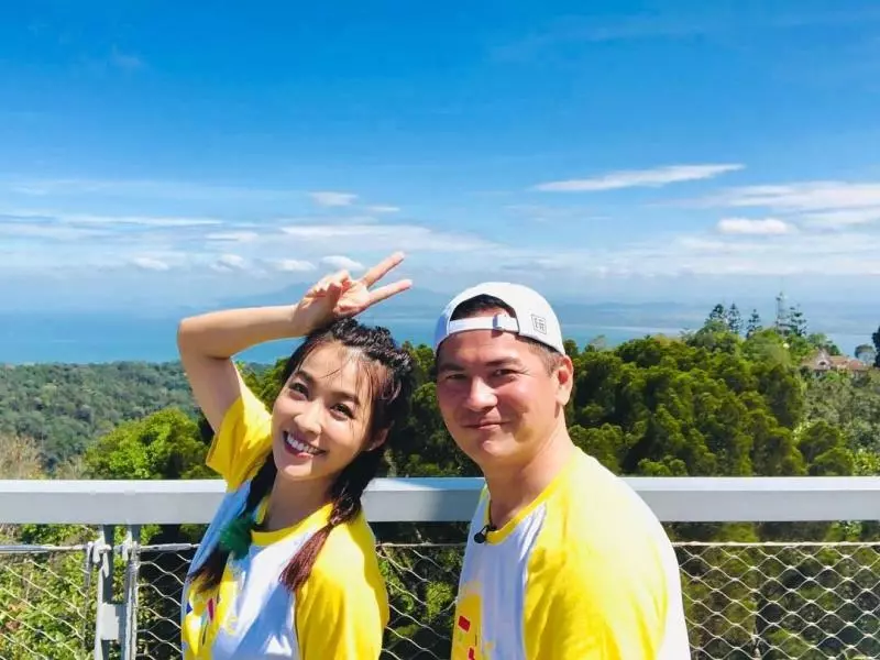 掰了媽寶!離婚7月玩很大,小嫻臉潮紅?