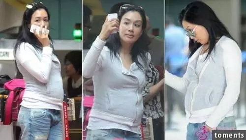 近50歲的鐘麗緹素顏曝光,嬸樣畢露,肚子大得可怕!網友:老公怎麼敢要