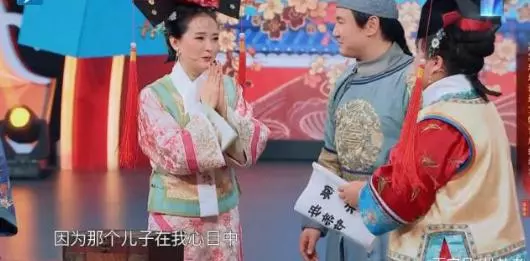 王艷兒子長大了,曾經的混世小魔王變成暖男,隔空感謝媽媽的付出
